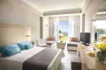 LG_LOUIS_GRAND FAMILY ROOM_CORFU