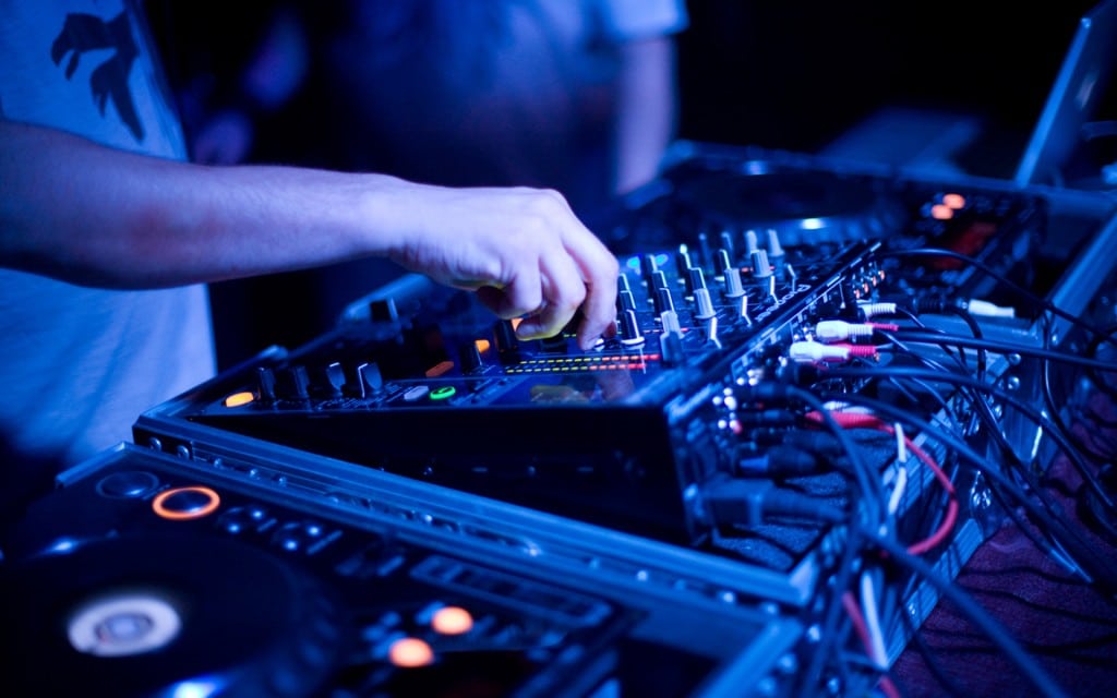 dj-2512