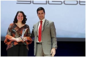 02_Yuboto Eva Kriki Customer Service Award_2015