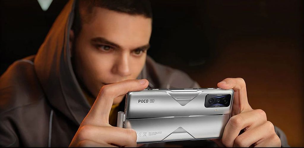 POCO F4 GT
